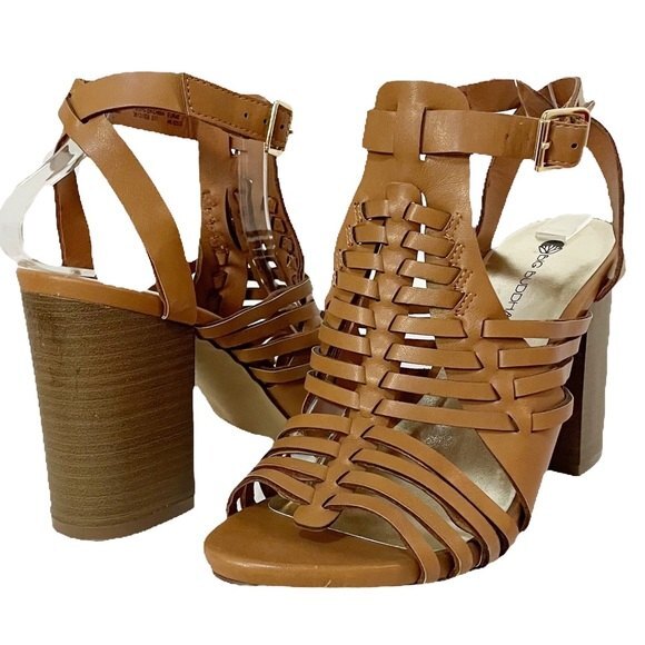 Big Buddha Strappy Block Heel Gladiator Sandal Camel Tan Faux Leather Size 8.5 - Picture 1 of 12